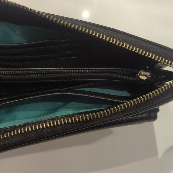 Matt & Nat Vegan Leather Zipper Wallet - Good Condition - Picture 3 of 4